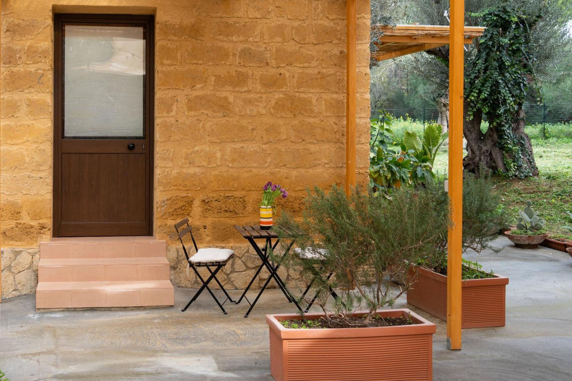 Il Giardino Del Tempio Bed & Breakfast อากริเจนโต ภายนอก รูปภาพ